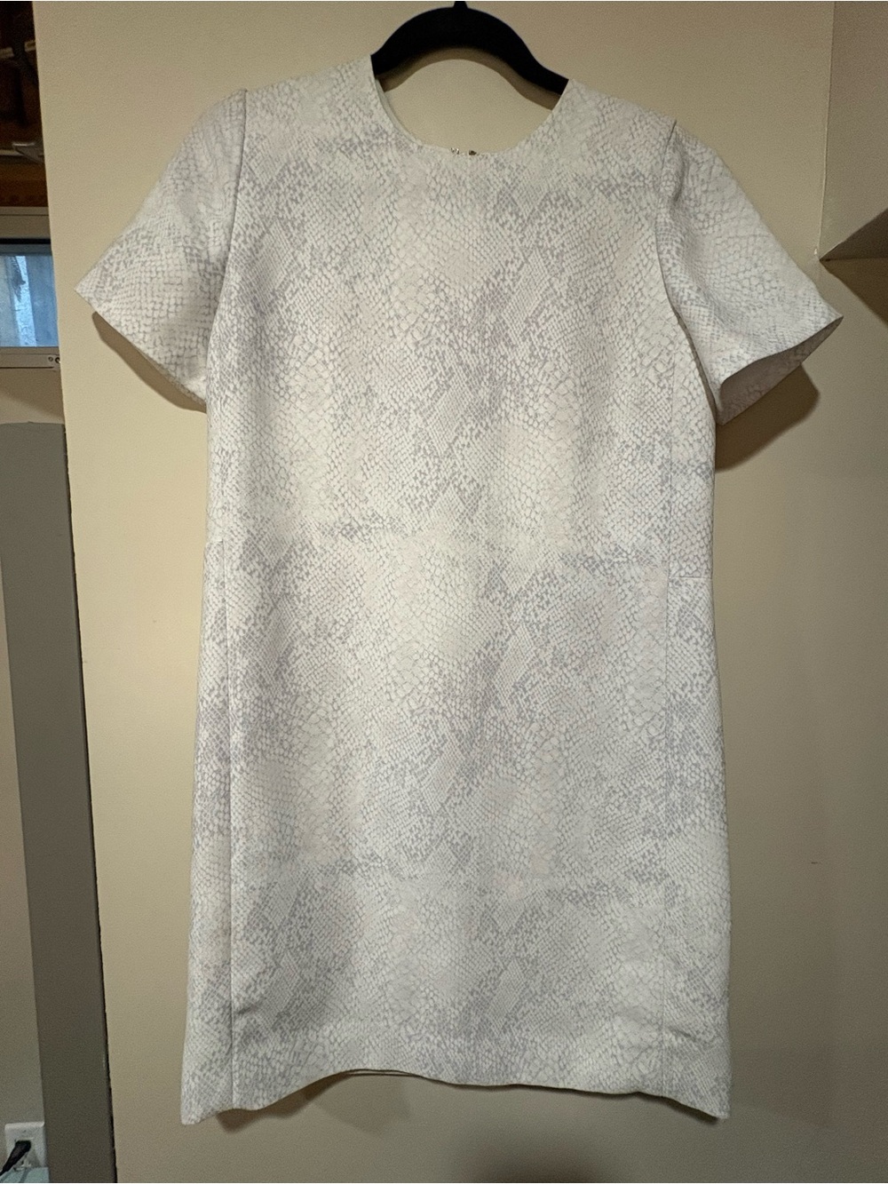 Babaton (Aritzia) White Short-Sleeve Shirt Dress with Subtle Snake-Print